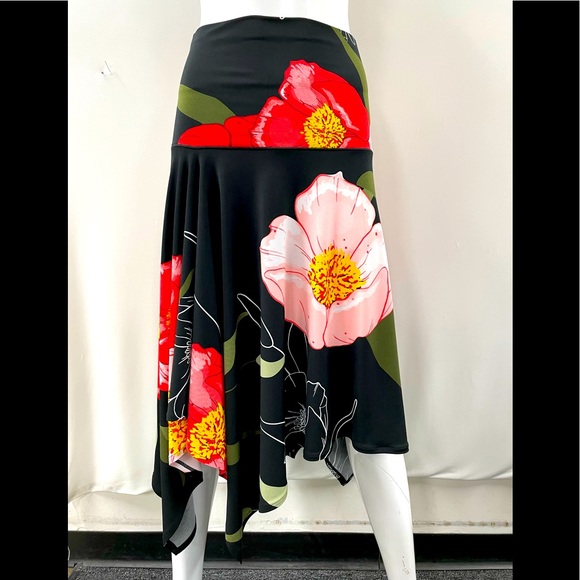 EVA VARRO , DOUBLE WAISTBAND , BOOT LENGTH, HANDKERCHIEF BOTTOM SKIRT- AURELIA - Picture 1 of 3